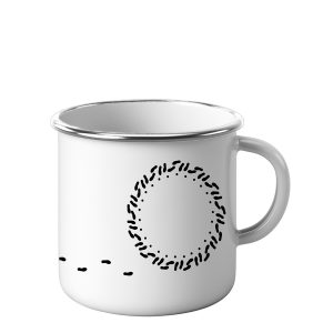 емайлирано метално канче заигравка със стъпките на Право хоро