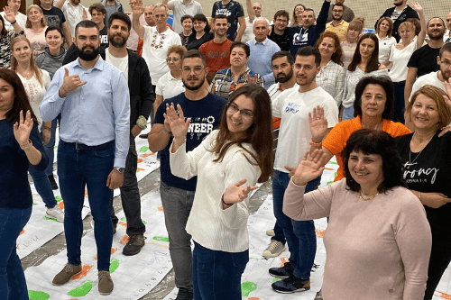 Тиймбилдинг програма за фирма Ехнатон - квадратен кавър