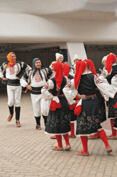 Ансамбъл Кремиковци | Участие в концерт от изложбата "Танците от Шоплука"