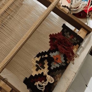 Урок по чипровско килимарство